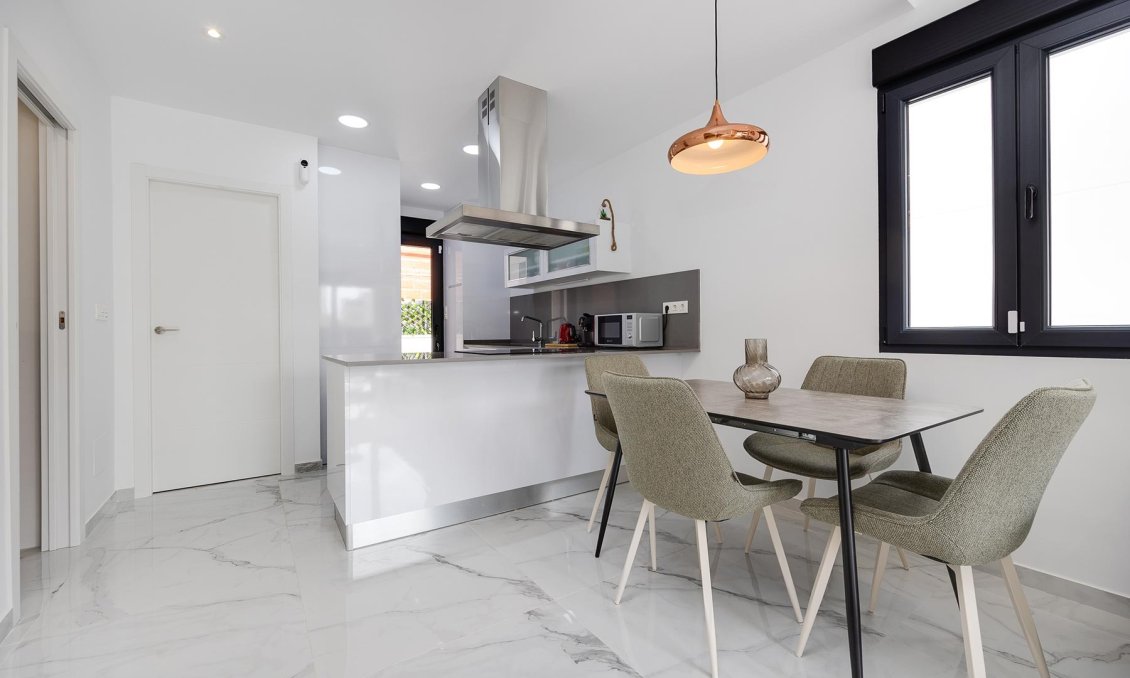 Segunda mano - Villa -
Torrevieja - Costa Blanca