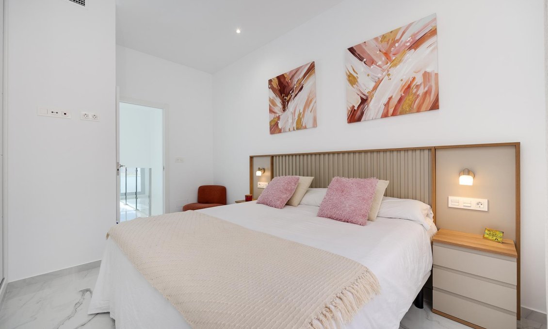 Segunda mano - Villa -
Torrevieja - Costa Blanca