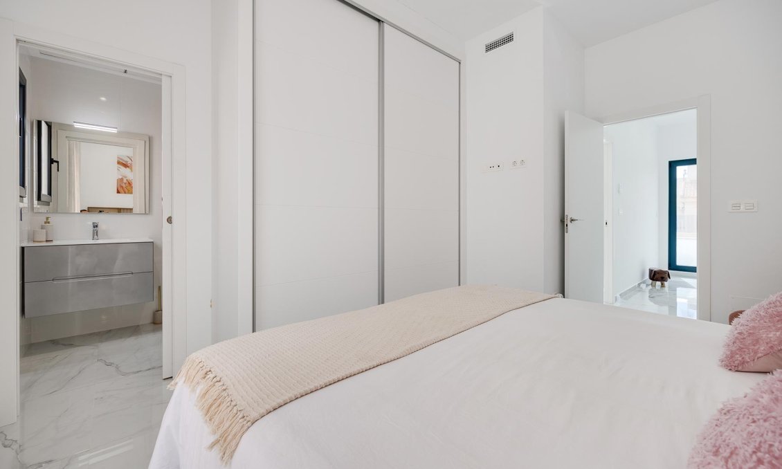 Segunda mano - Villa -
Torrevieja - Costa Blanca