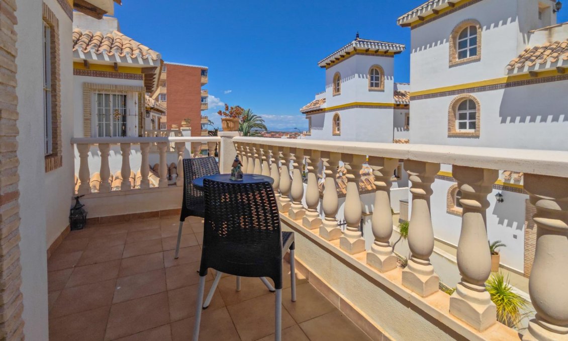 Segunda mano - Villa -
Torrevieja - La Mata