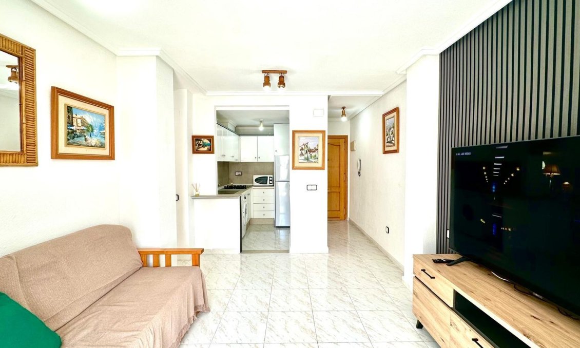 Segunda mano - Apartamento -
Torrevieja - Playa del Cura