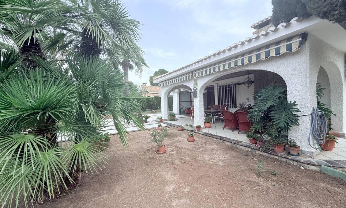 Segunda mano - Villa -
Orihuela Costa - Campoamor