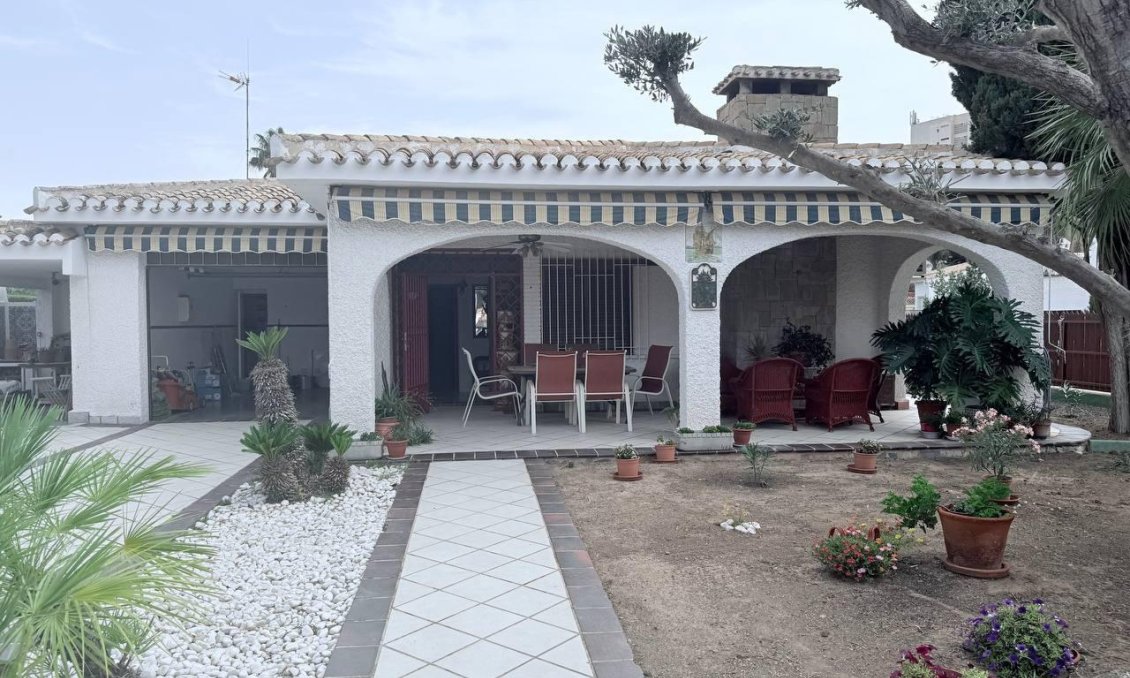 Segunda mano - Villa -
Orihuela Costa - Campoamor