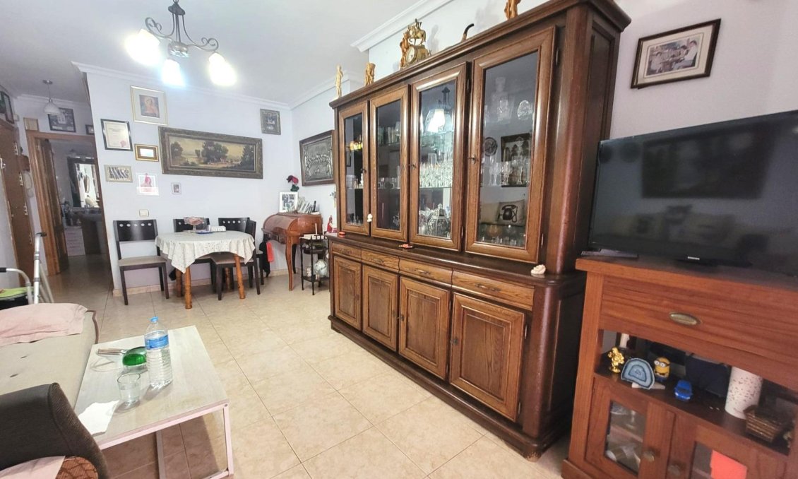 Segunda mano - Apartamento -
Torrevieja - Centro