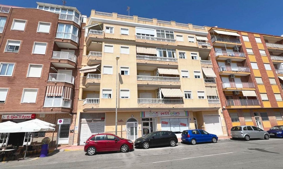 Revente - Appartement -
Guardamar del Segura - Pueblo