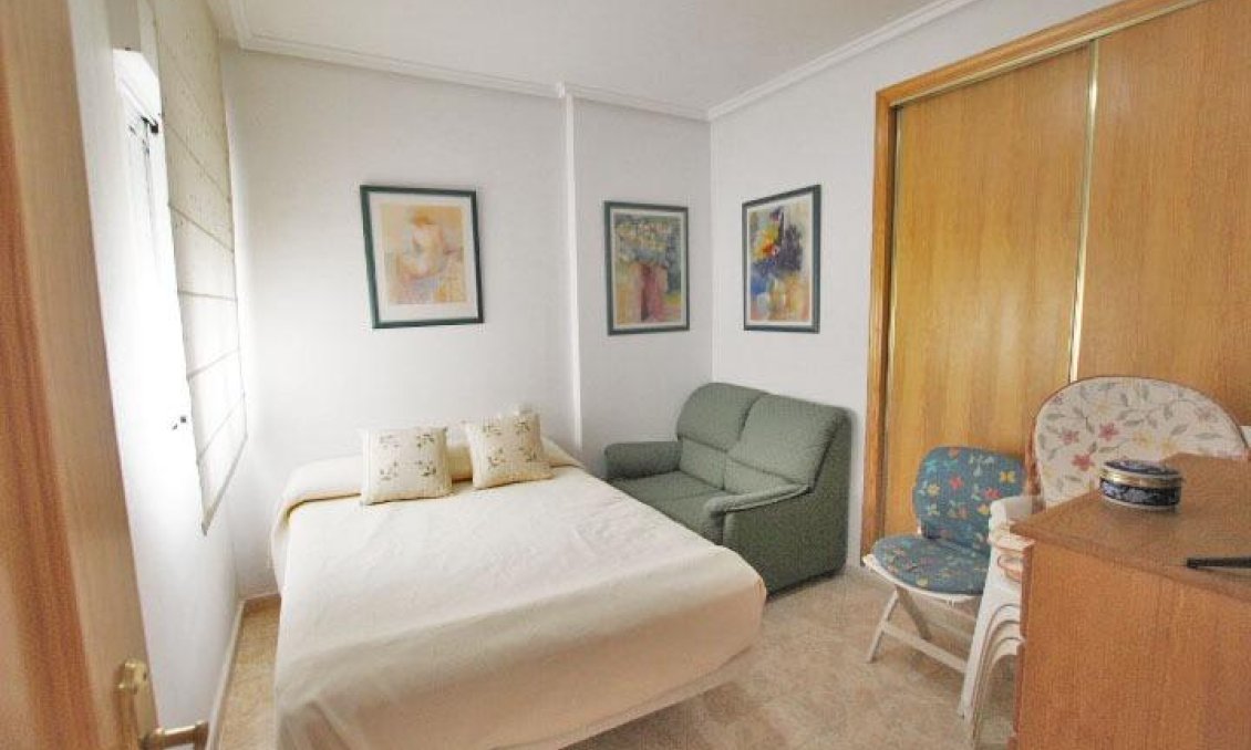Revente - Appartement -
Guardamar del Segura - Pueblo