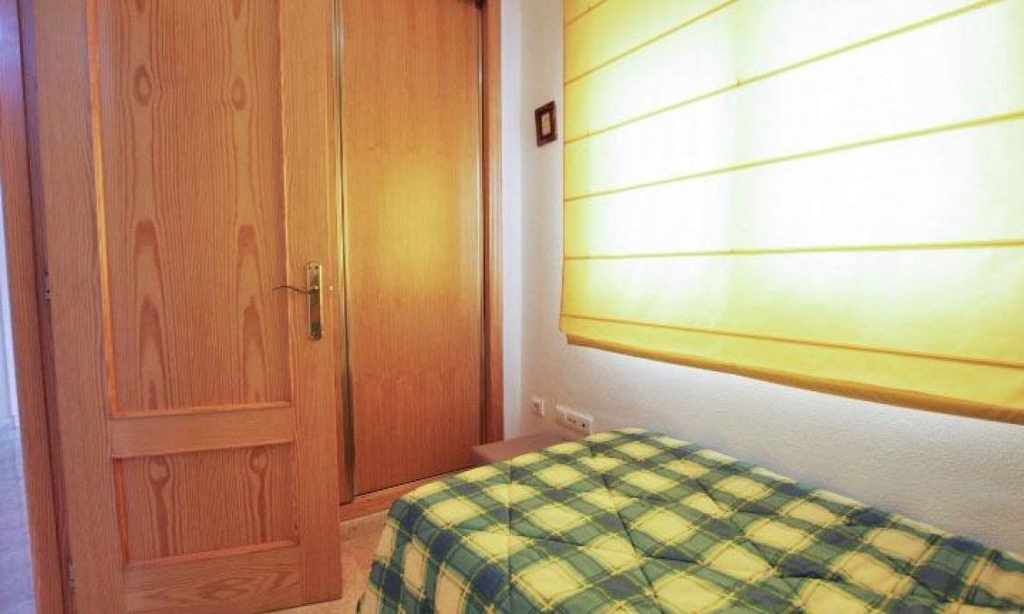 Revente - Appartement -
Guardamar del Segura - Pueblo