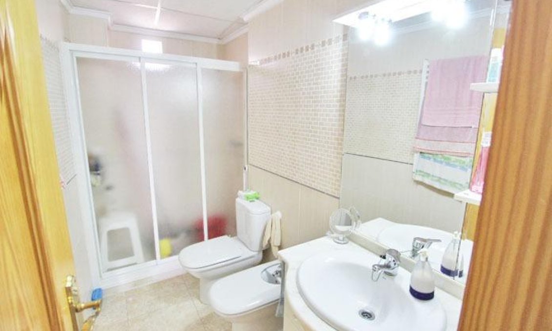 Revente - Appartement -
Guardamar del Segura - Pueblo