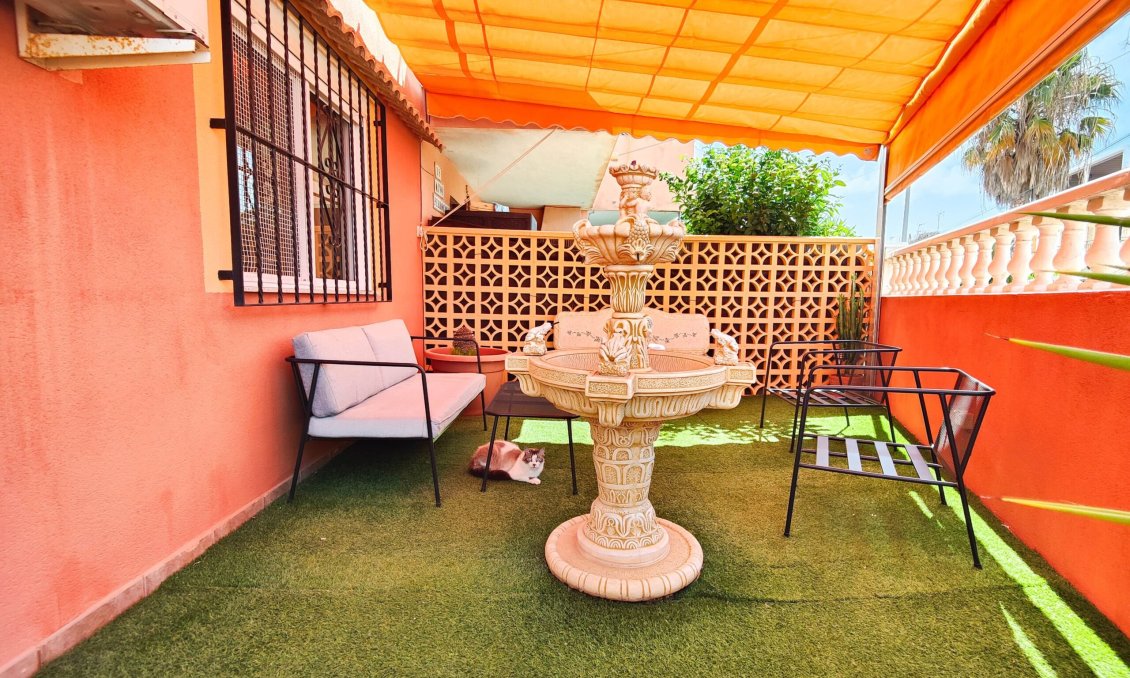 Segunda mano - Semi Detached -
Torrevieja - Costa Blanca