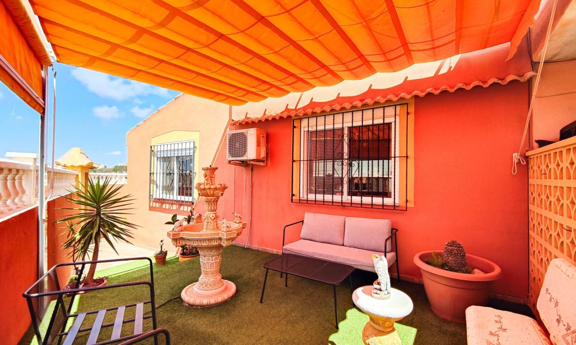 Segunda mano - Semi Detached -
Torrevieja - Costa Blanca
