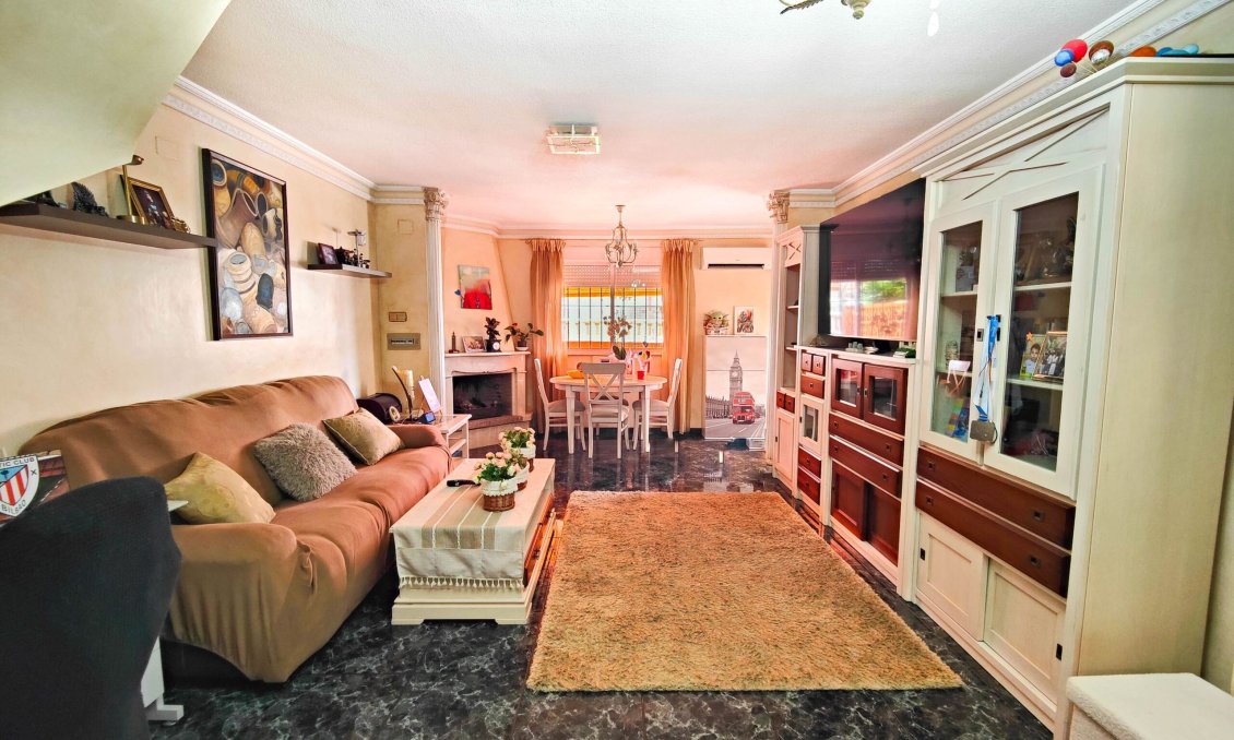 Segunda mano - Semi Detached -
Torrevieja - Costa Blanca