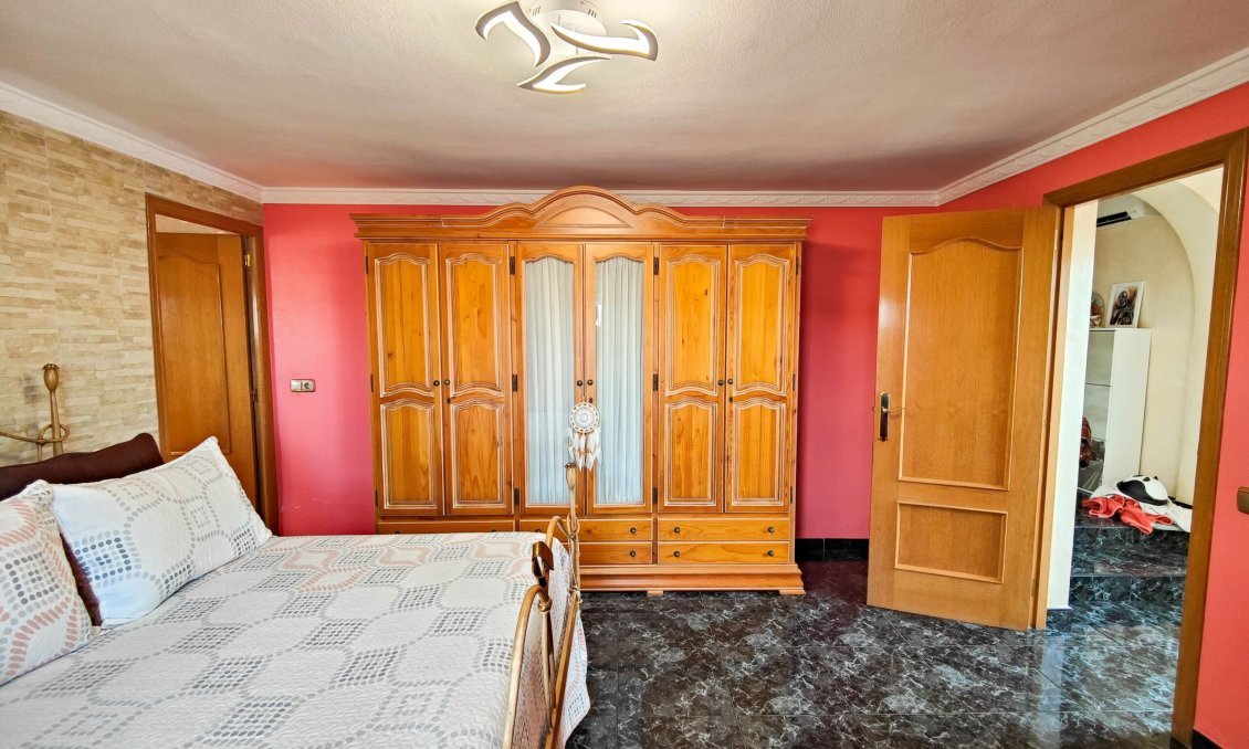 Segunda mano - Semi Detached -
Torrevieja - Costa Blanca