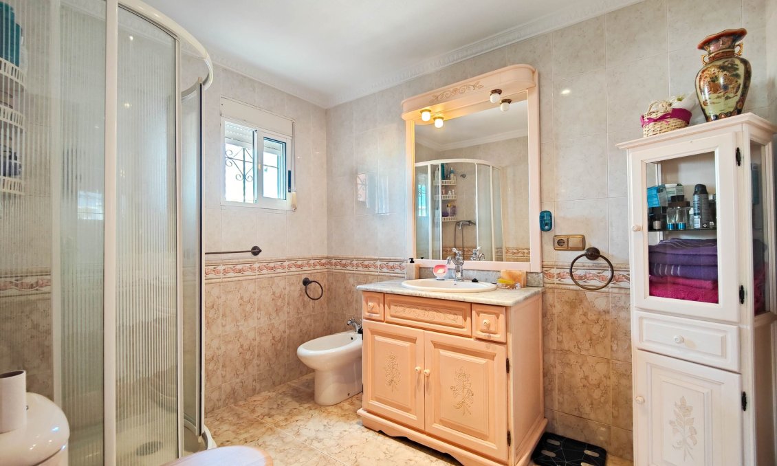 Segunda mano - Semi Detached -
Torrevieja - Costa Blanca