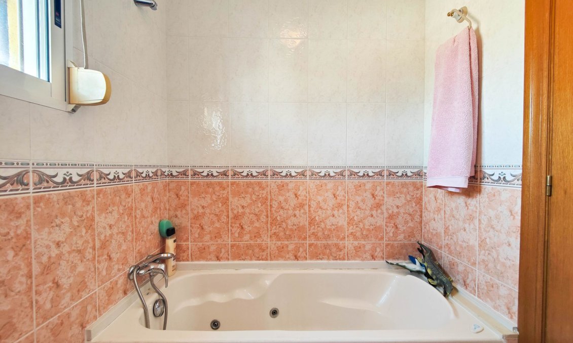 Segunda mano - Semi Detached -
Torrevieja - Costa Blanca