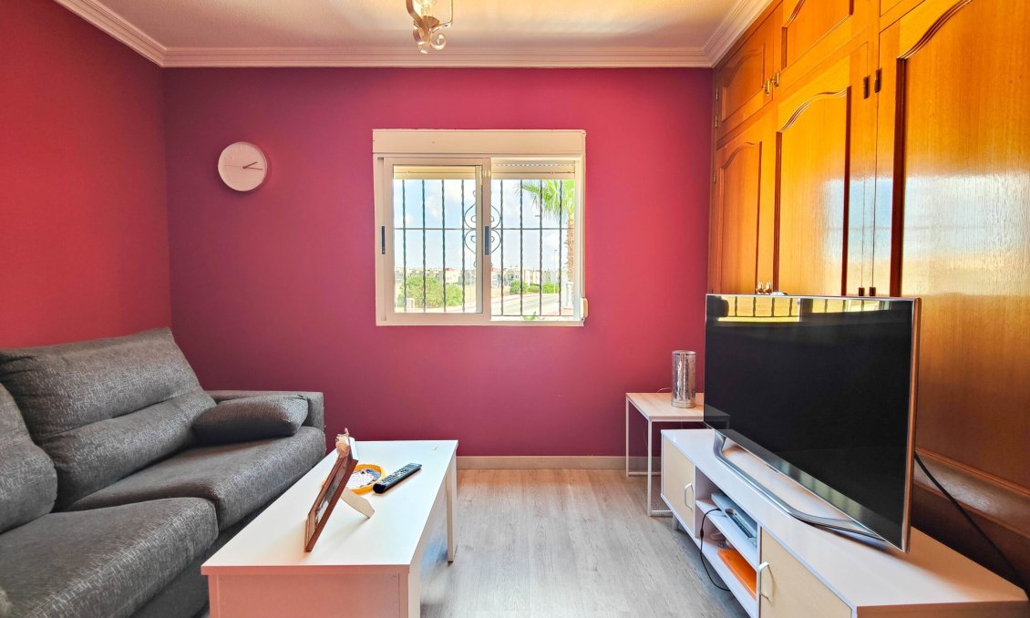 Segunda mano - Semi Detached -
Torrevieja - Costa Blanca