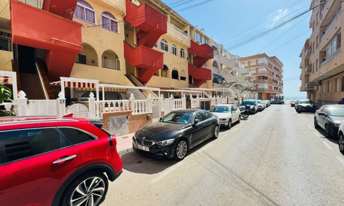 Segunda mano - Apartamento -
La Mata - Costa Blanca