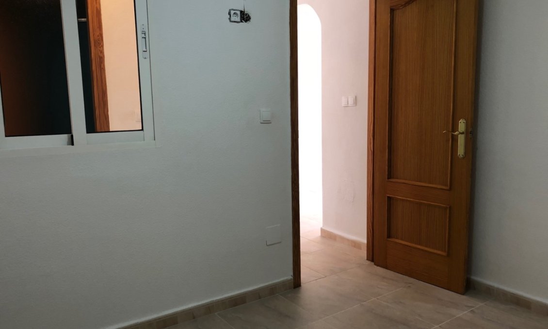 Segunda mano - Semi Detached -
San Miguel de Salinas - Inland