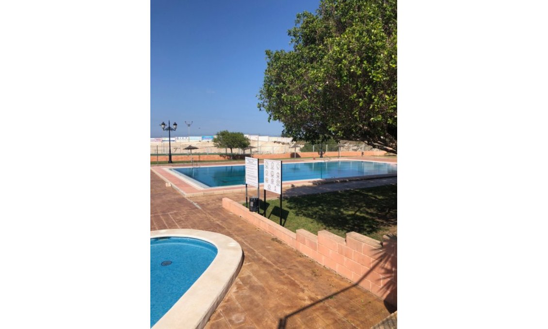 Segunda mano - Semi Detached -
San Miguel de Salinas - Inland