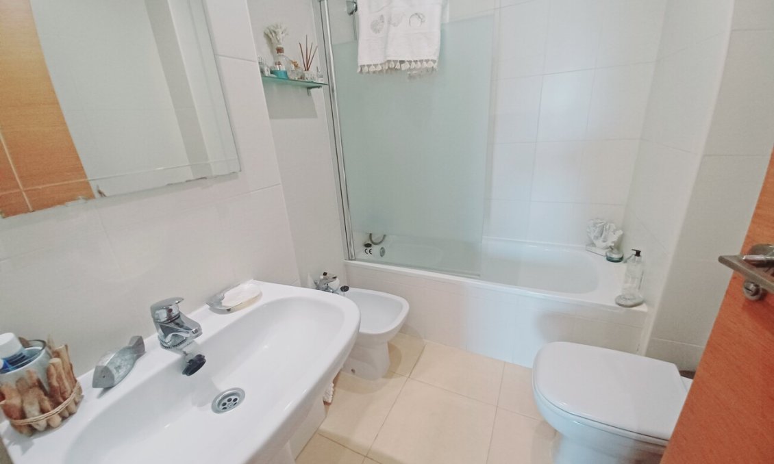 Segunda mano - Apartamento -
Terrazas de la Torre - Inland