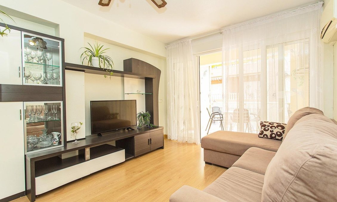 Segunda mano - Apartamento -
Torrevieja - Playa del Cura