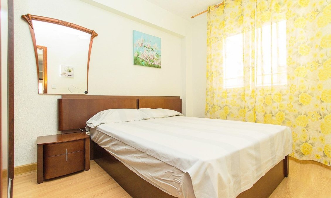 Segunda mano - Apartamento -
Torrevieja - Playa del Cura