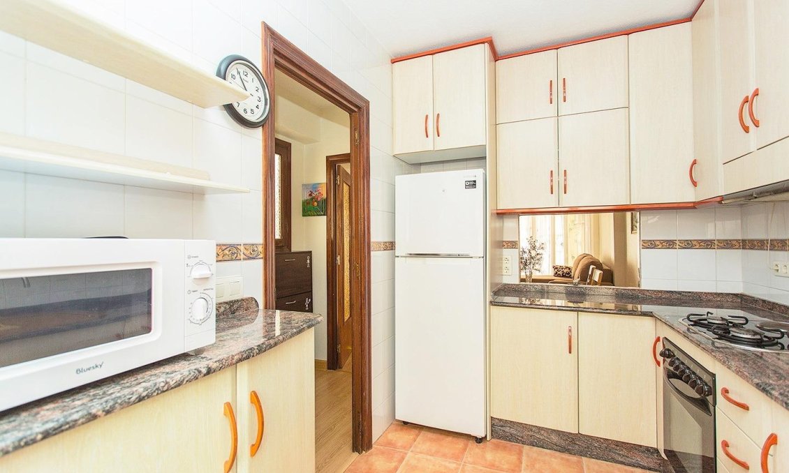 Segunda mano - Apartamento -
Torrevieja - Playa del Cura
