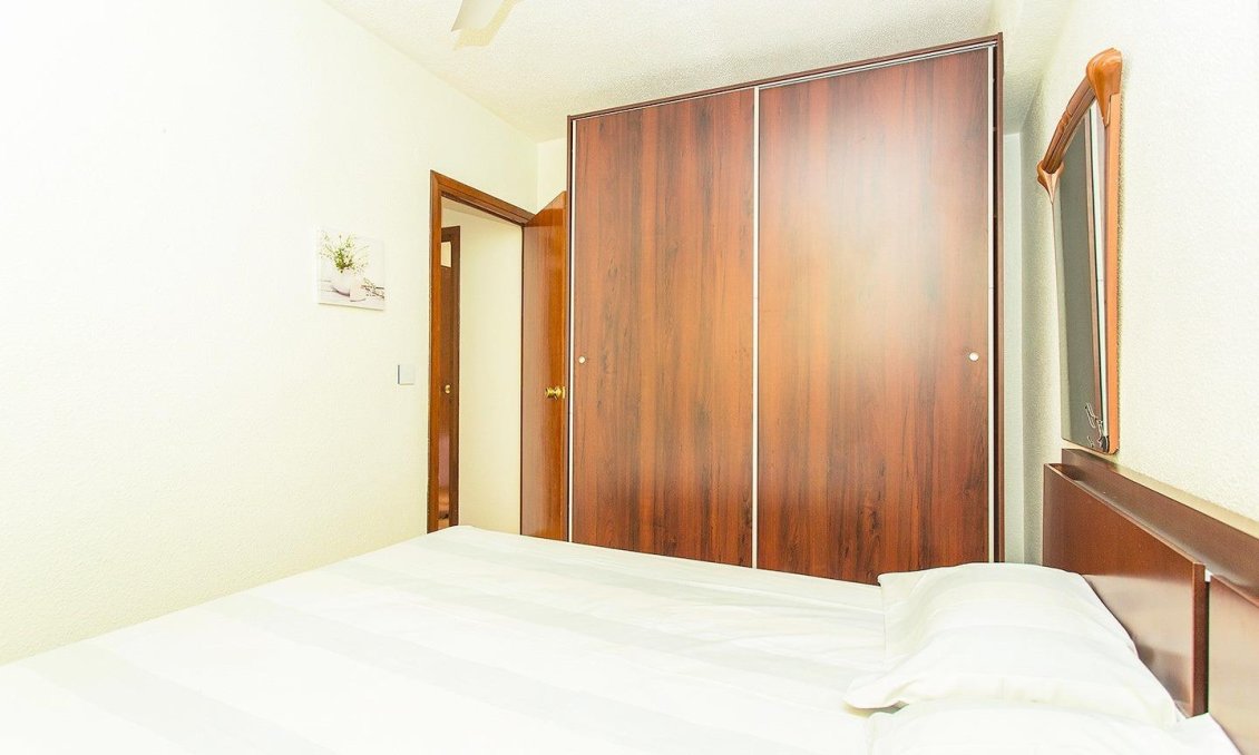 Segunda mano - Apartamento -
Torrevieja - Playa del Cura