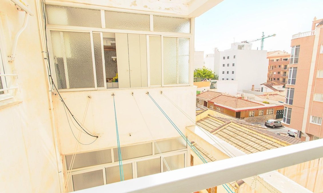 Segunda mano - Apartamento -
Torrevieja - Playa del Cura