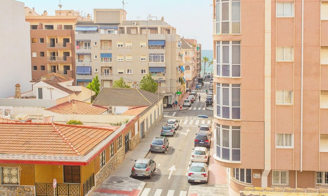 Segunda mano - Apartamento -
Torrevieja - Playa del Cura