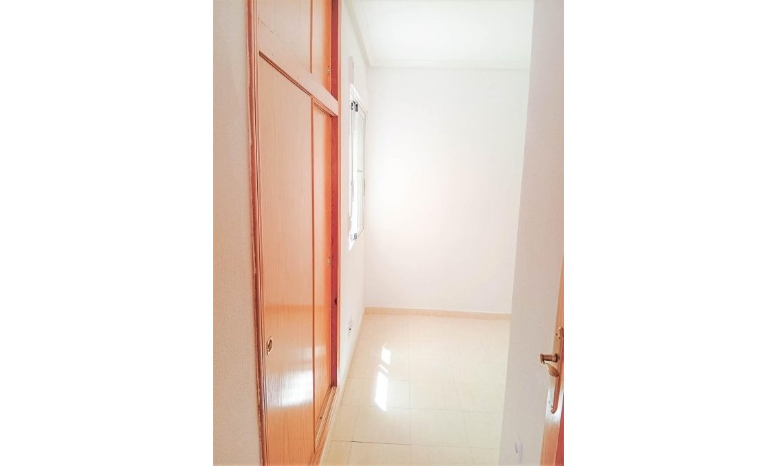 Wiederverkauf - Wohnung -
Orihuela Costa - La Florida