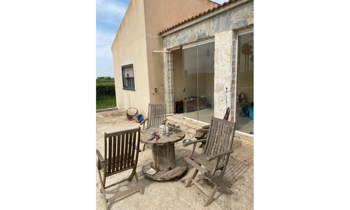 Revente - Villa -
Benejúzar