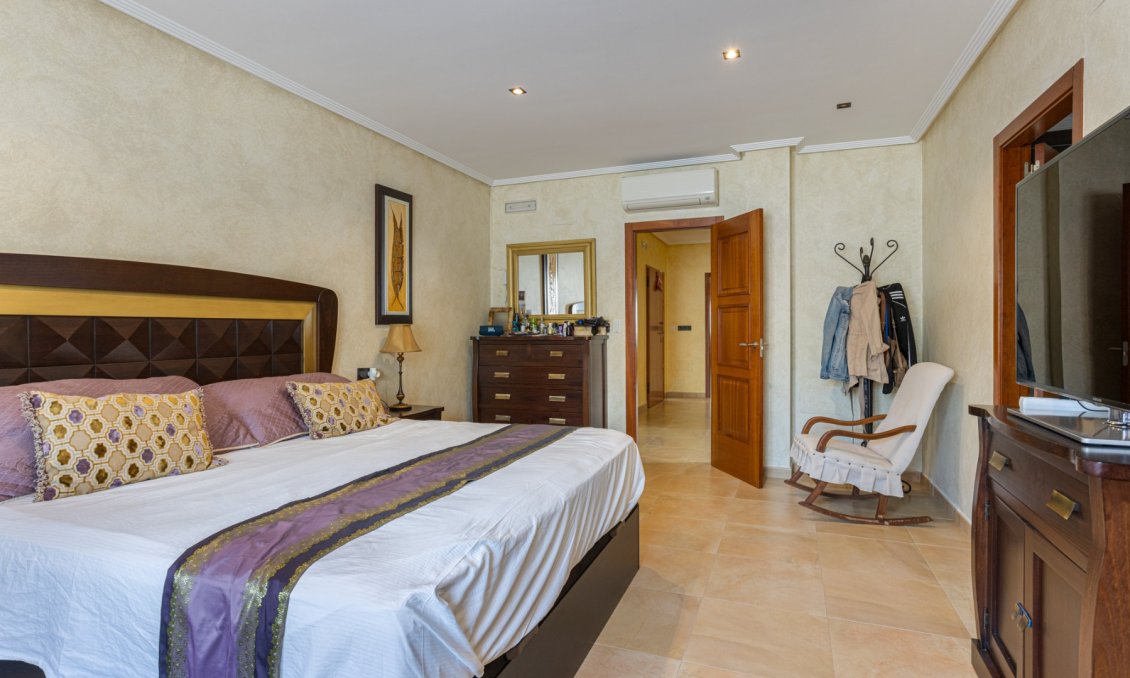 Segunda mano - Villa -
Los Montesinos - Costa Blanca