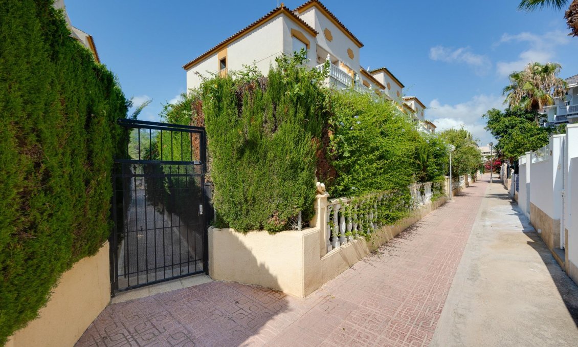 Segunda mano - Apartamento -
Torrevieja - Punta Prima