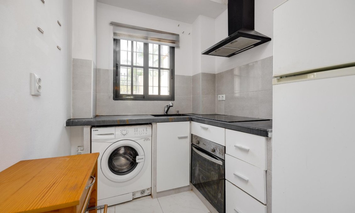 Segunda mano - Apartamento -
Torrevieja - Punta Prima