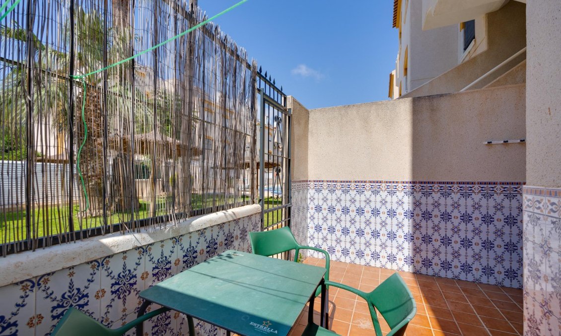 Segunda mano - Apartamento -
Torrevieja - Punta Prima