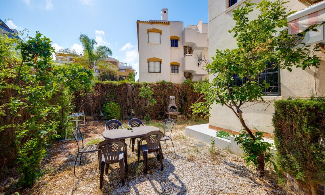 Segunda mano - Apartamento -
Torrevieja - Punta Prima