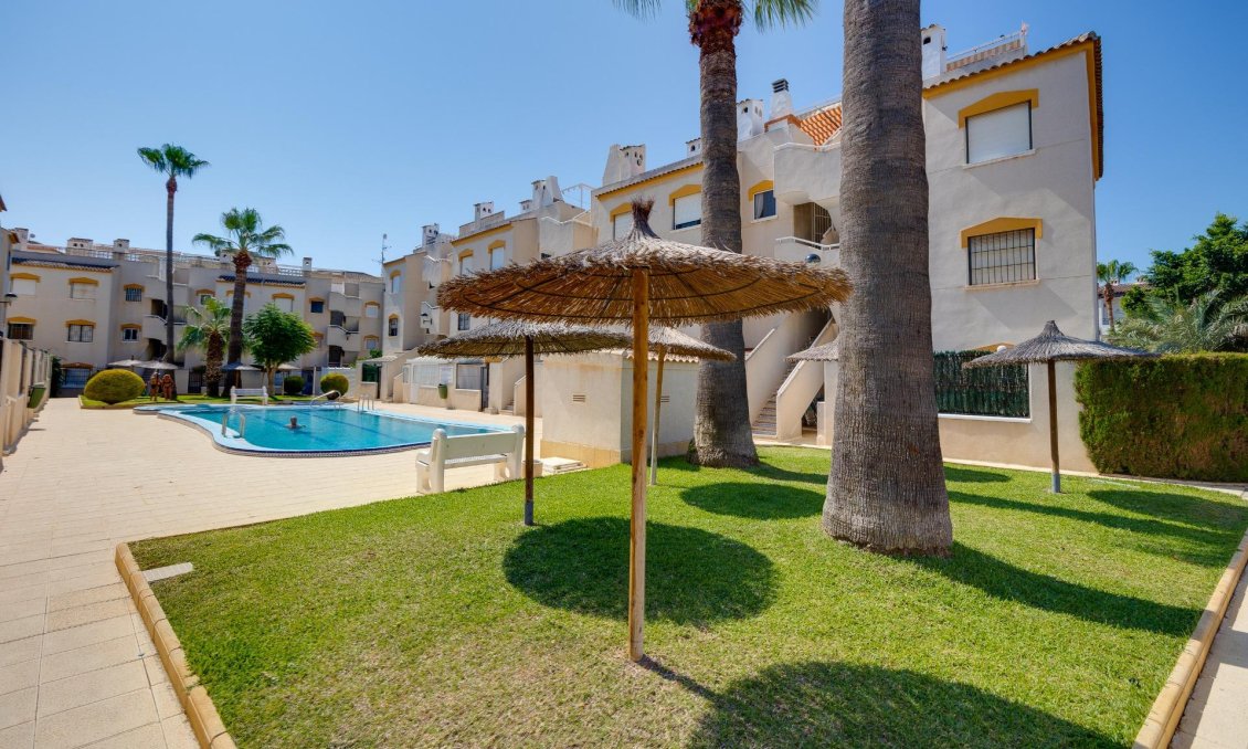 Segunda mano - Apartamento -
Torrevieja - Punta Prima