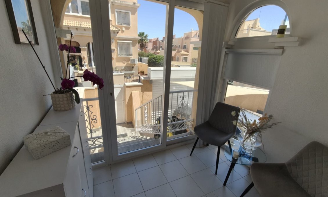 Segunda mano - Villa -
Orihuela Costa - Costa Blanca