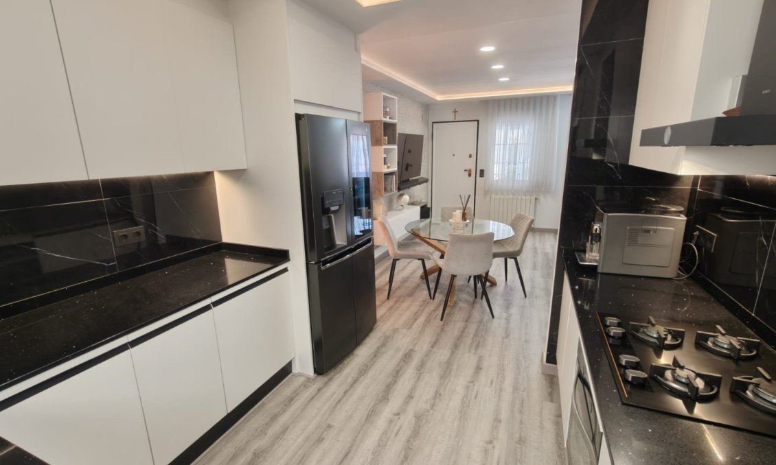 Segunda mano - Villa -
Orihuela Costa - Costa Blanca