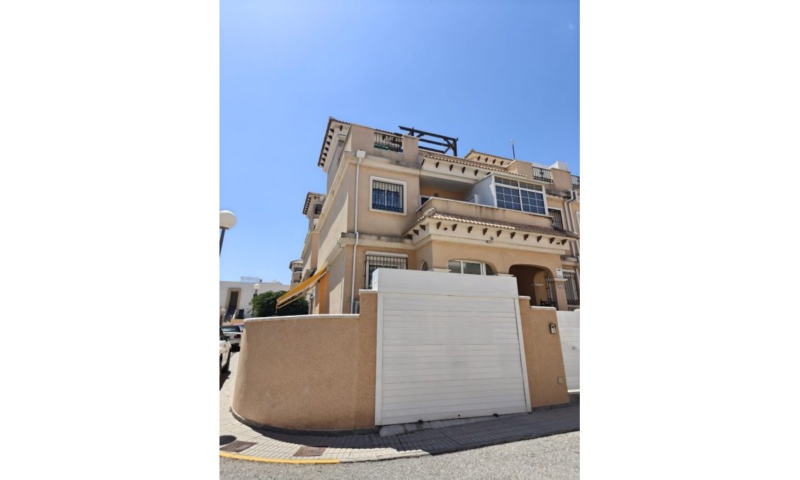 Segunda mano - Villa -
Orihuela Costa - Costa Blanca