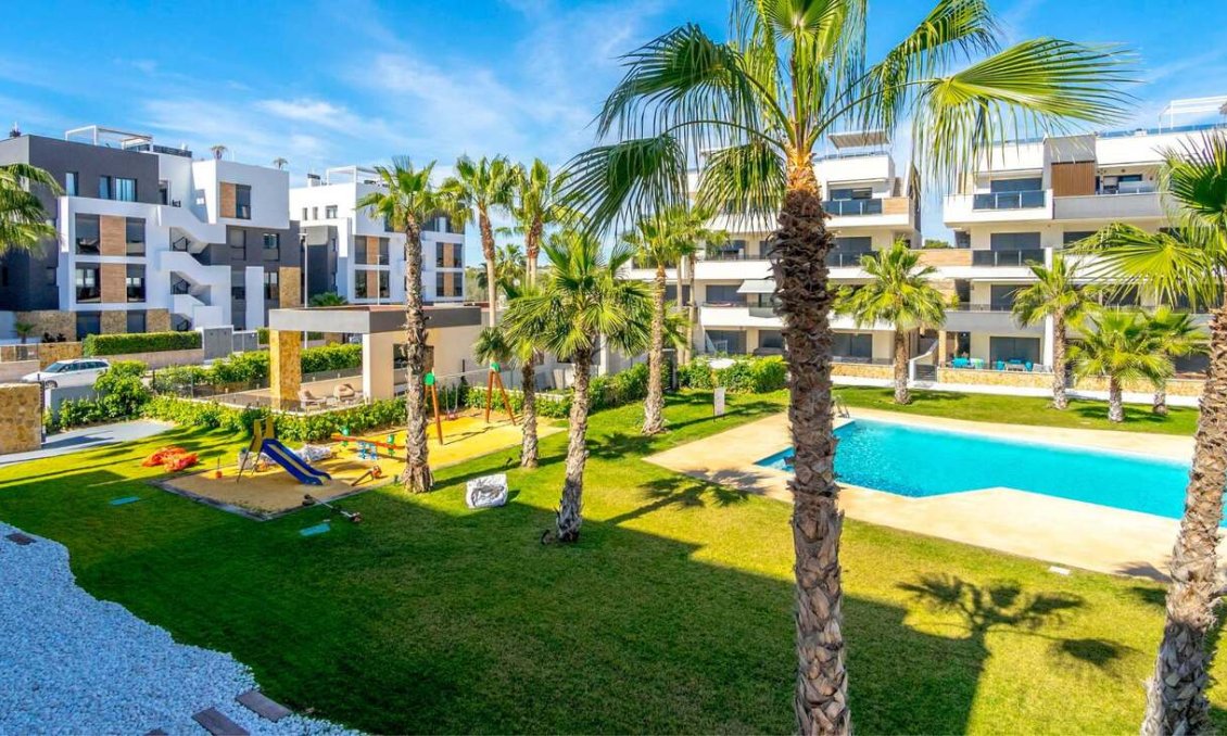 Segunda mano - Apartamento -
Los Altos - Costa Blanca