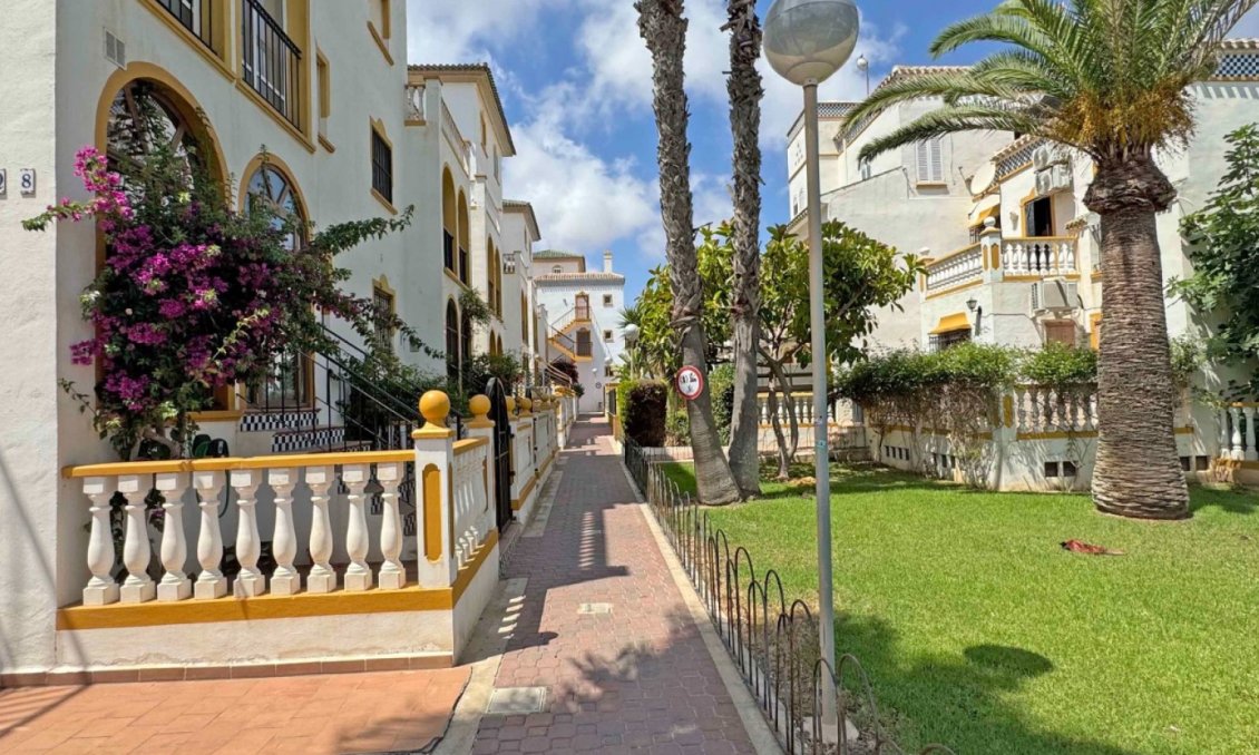 Segunda mano - Duplex -
Torrevieja - Costa Blanca