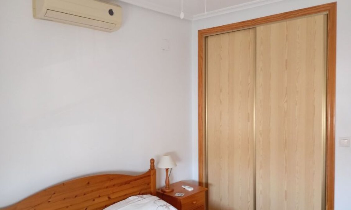 Segunda mano - Apartamento -
Daya Vieja - Costa Blanca
