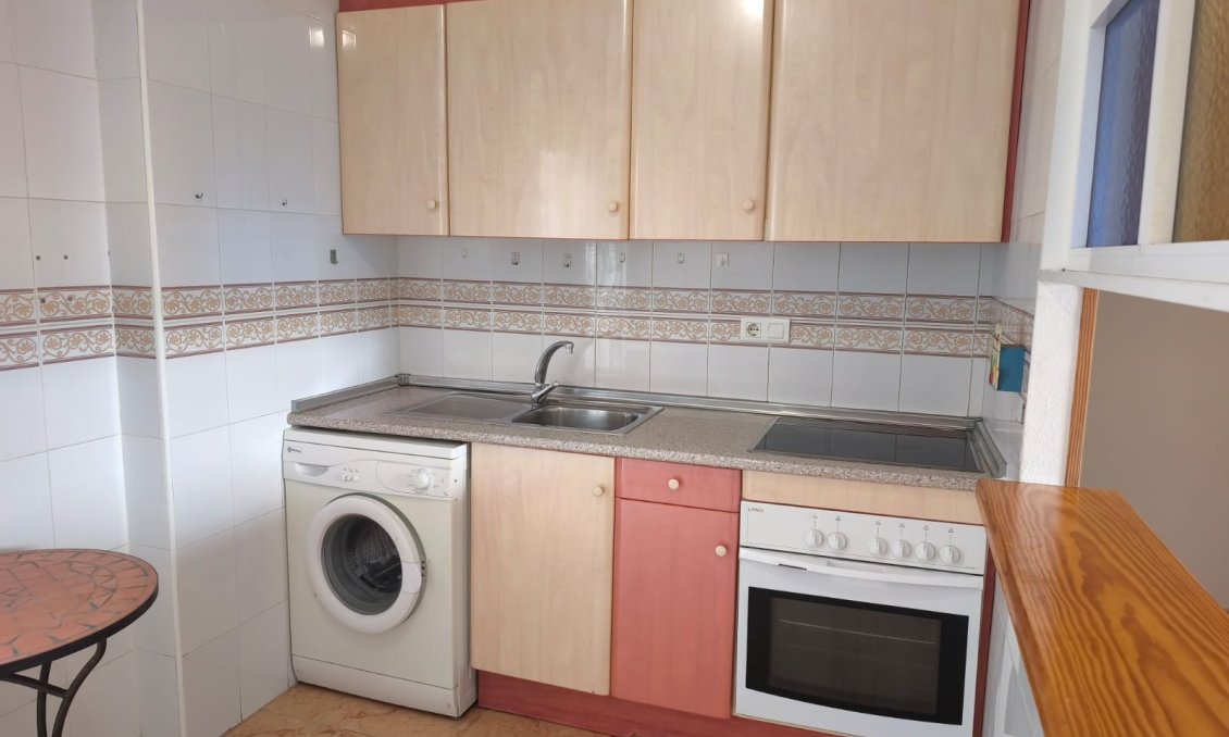 Használt Ingatlanok - Apartman -
Torrevieja - Costa Blanca
