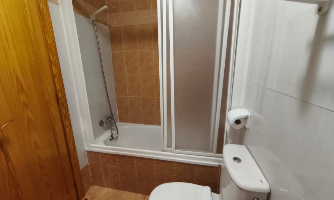 Használt Ingatlanok - Apartman -
Torrevieja - Costa Blanca