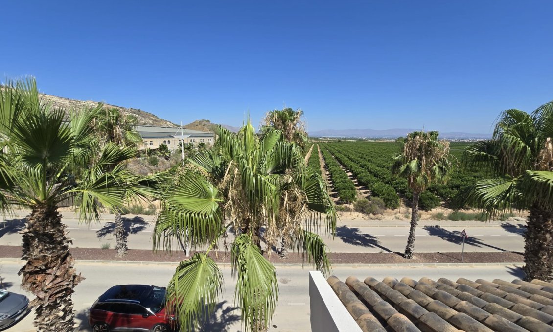 Segunda mano - Villa -
Algorfa - Inland