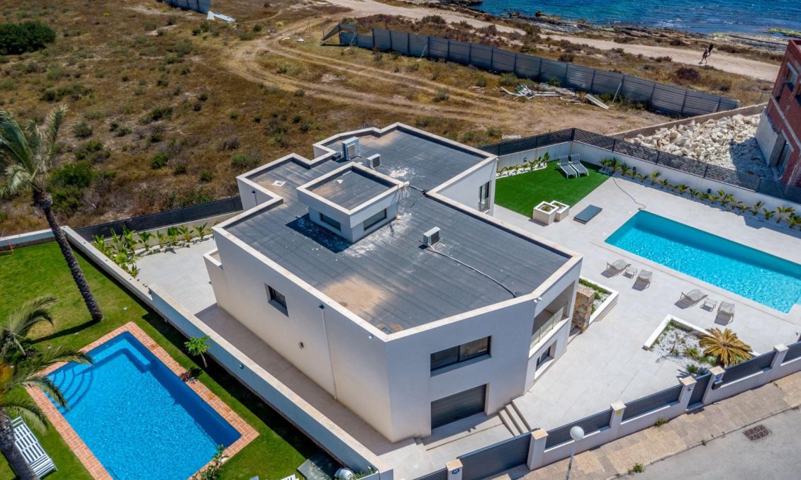 Segunda mano - Villa -
Torrevieja - La Veleta
