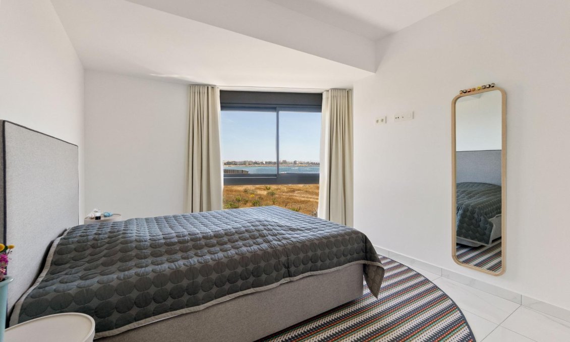 Segunda mano - Villa -
Torrevieja - La Veleta