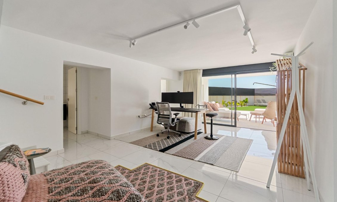 Segunda mano - Villa -
Torrevieja - La Veleta