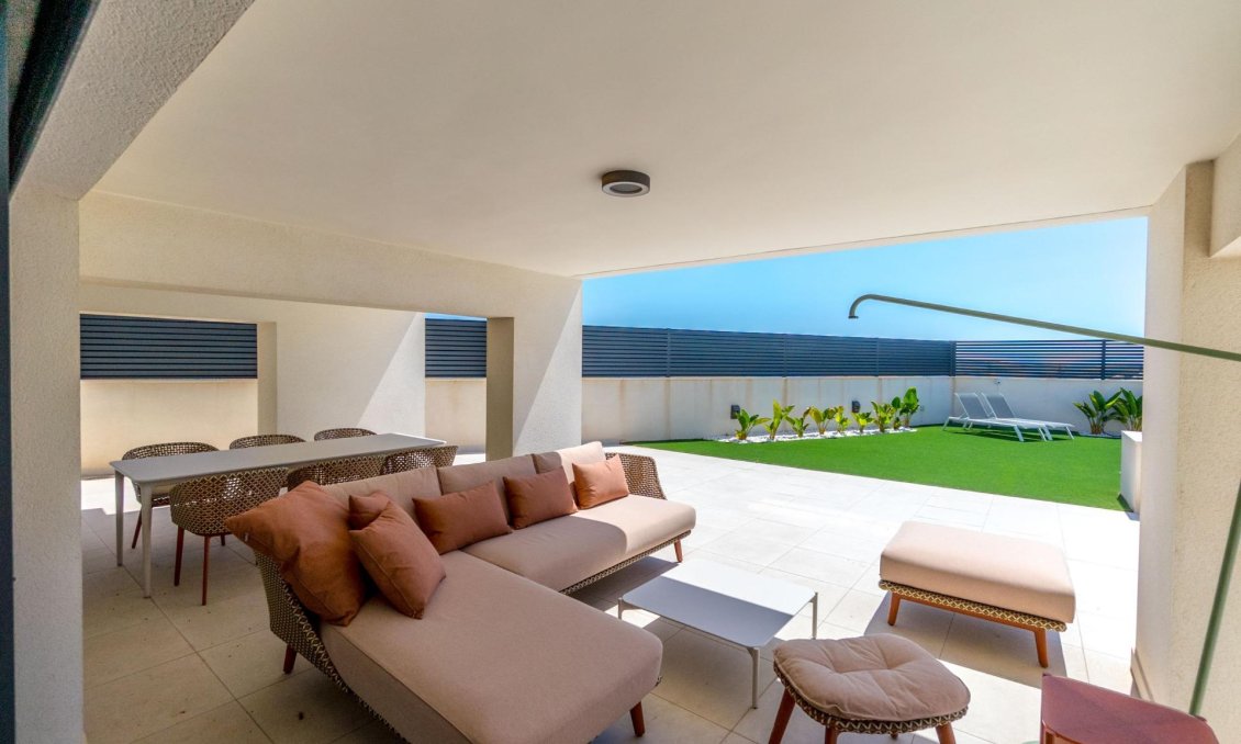 Segunda mano - Villa -
Torrevieja - La Veleta